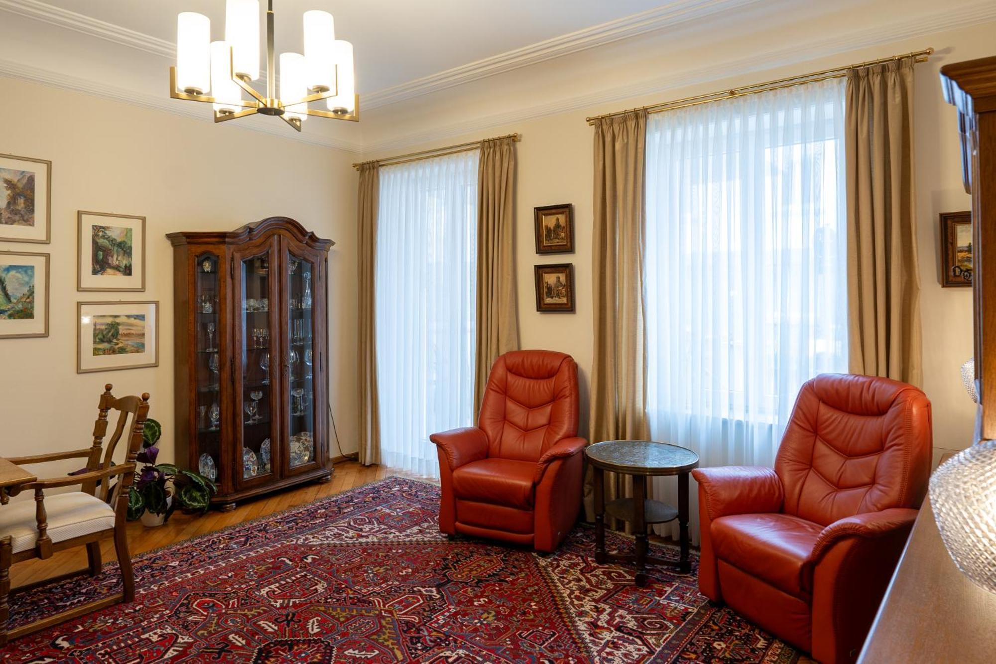 Neu - 4 Zimmer, 4 Betten, 5 Min Zum Hbf, Terrasse, 160Qm Augusta Esterno foto
